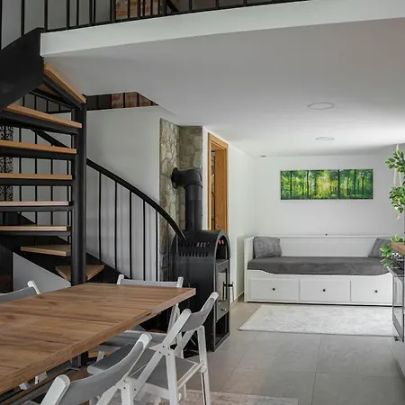 Apartamento Casa Nera W Ac By Nw Nyergesujfalu
